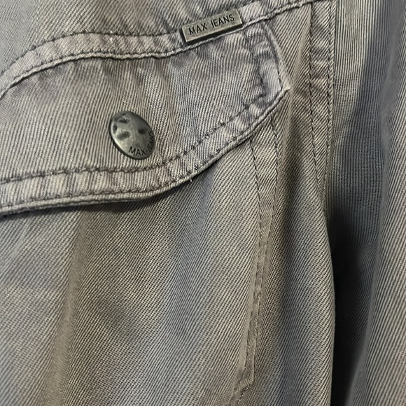 Jacket - Picture 3 of 4